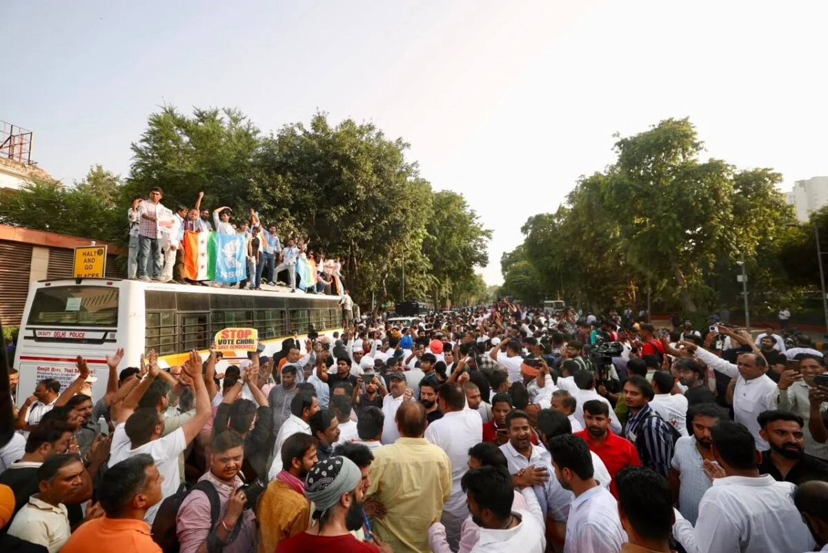 Jantar Mantar Protest: 300 सांसद, 45 केस, 1 मांग, CEC ग्यानेश कुमार का इस्तीफा 7 Jantar Mantar Protest