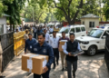 CBI Action: पंजाब सीएम के OSD राजबीर घुम्मन समेत 6 पर FIR, 8 शहरों में रेड 2 CBI Action